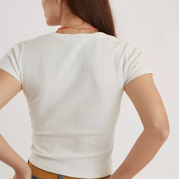 ANTHROPOLOGIE red mika ribbed basic crop button-up tee women’s medium - Picture 6 of 7